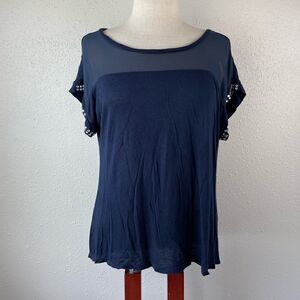 Faith and Joy Top Size M EUC